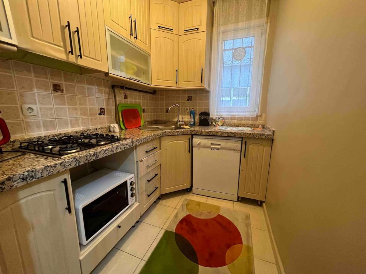 2 Bedroom Available For Longterm Daire