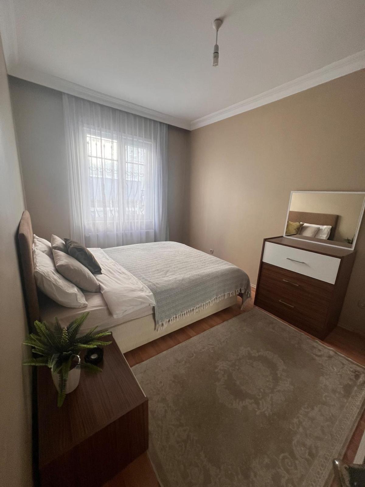 2 Bedroom Available For Longterm