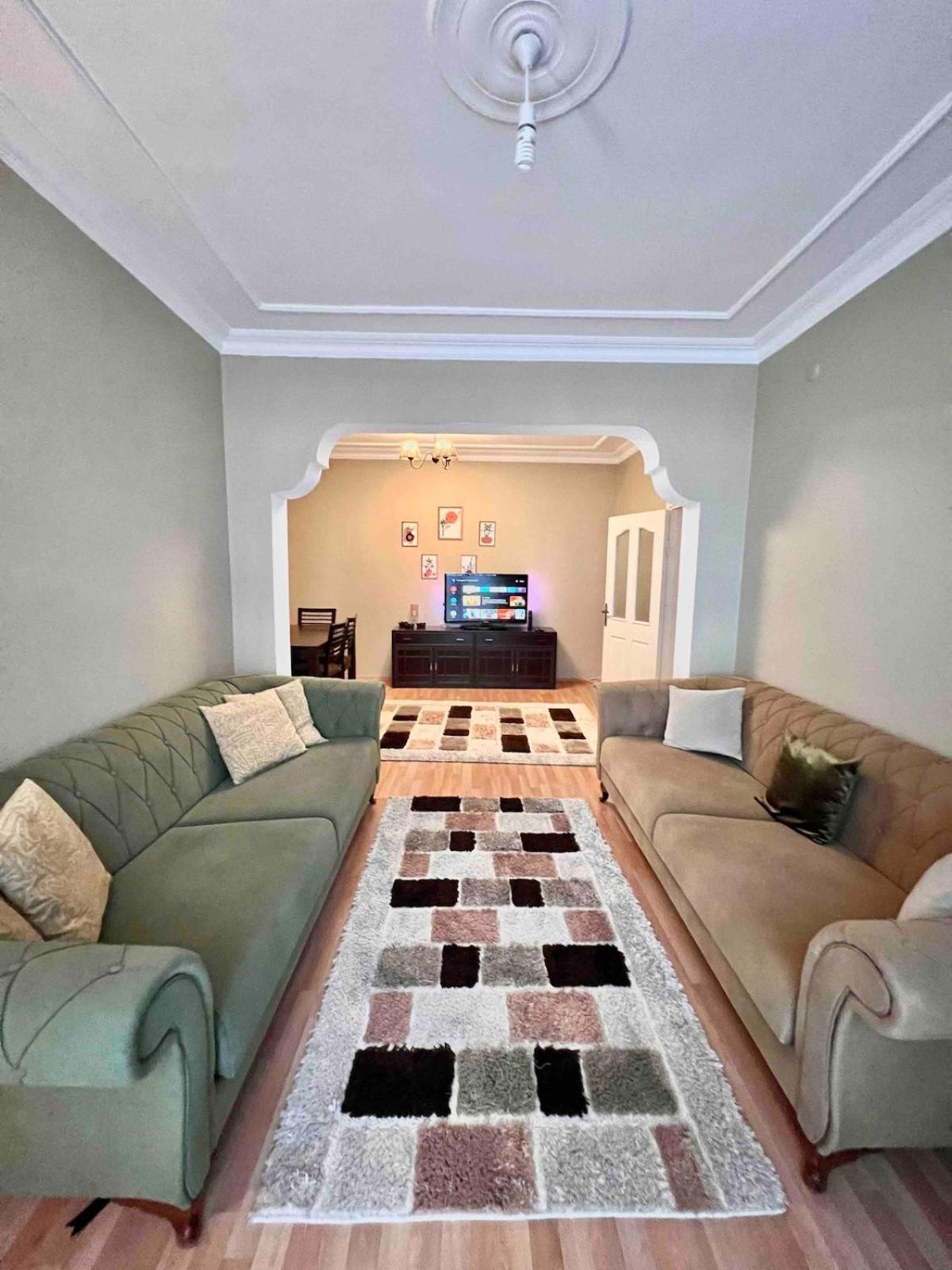 2 Bedroom Available For Longterm *